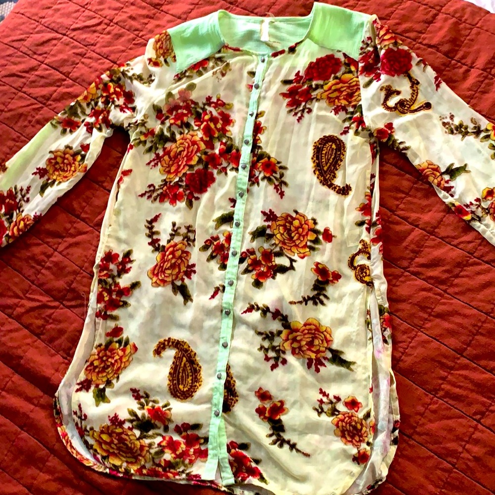 Long sleeve blouse